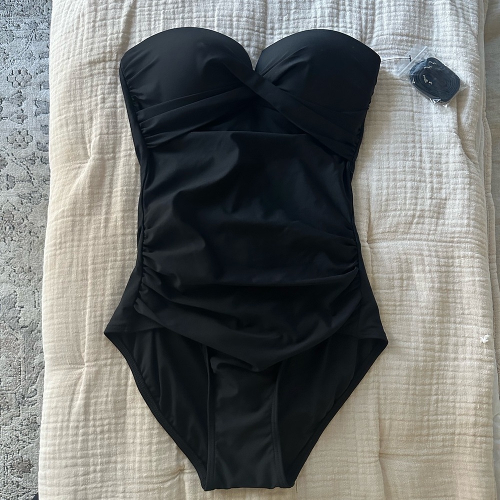 Calvin Klein NWT Tummy Control One-Piece Swimsuit